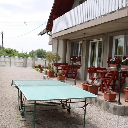 Διαμέρισμα Csaba Apartmanhaz *