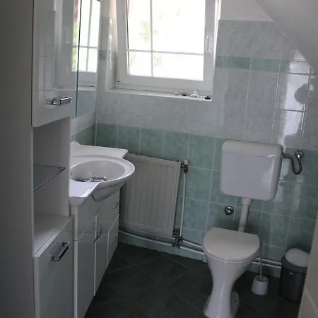 Csaba Apartmanhaz *